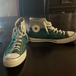 Green chuck taylor converse